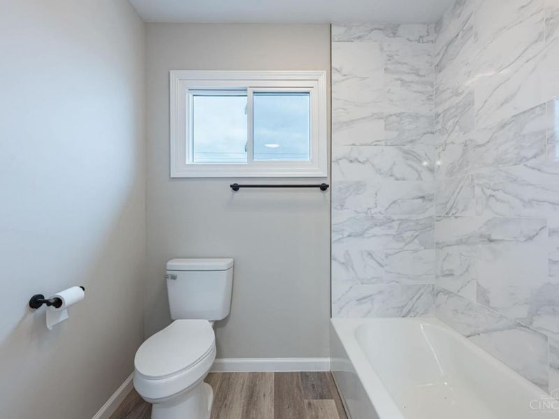 1893 Gordon Landis Road, Twin Twp, OH 45304 Photo 18