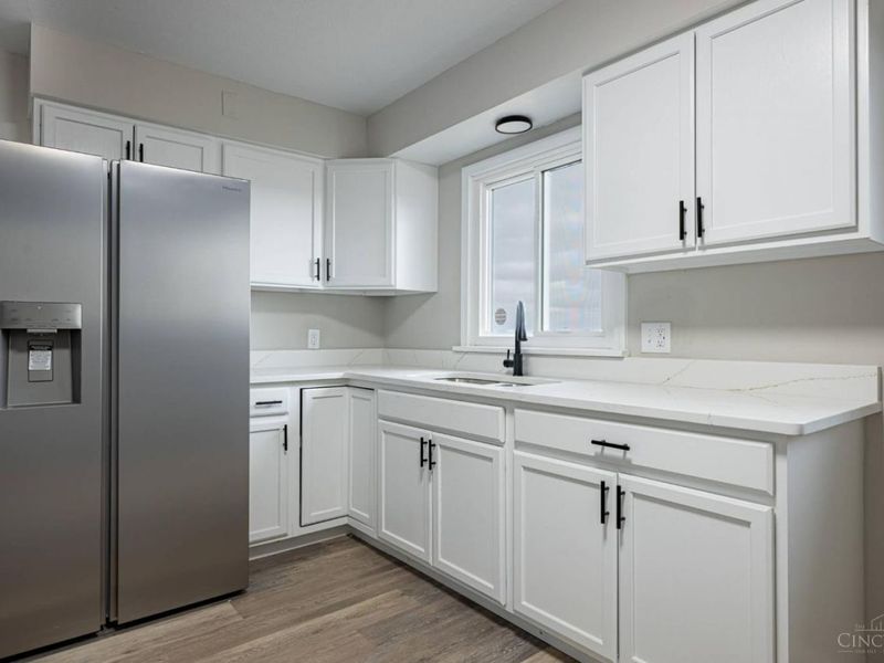 1893 Gordon Landis Road, Twin Twp, OH 45304 Photo 4