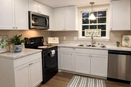 204 Chucker Drive photo 4