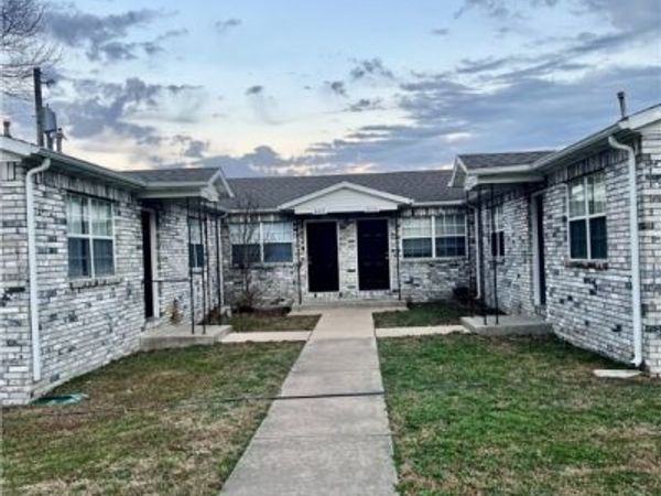 801 E 1st Street, Unit 801, 803,, Gentry, AR 72734