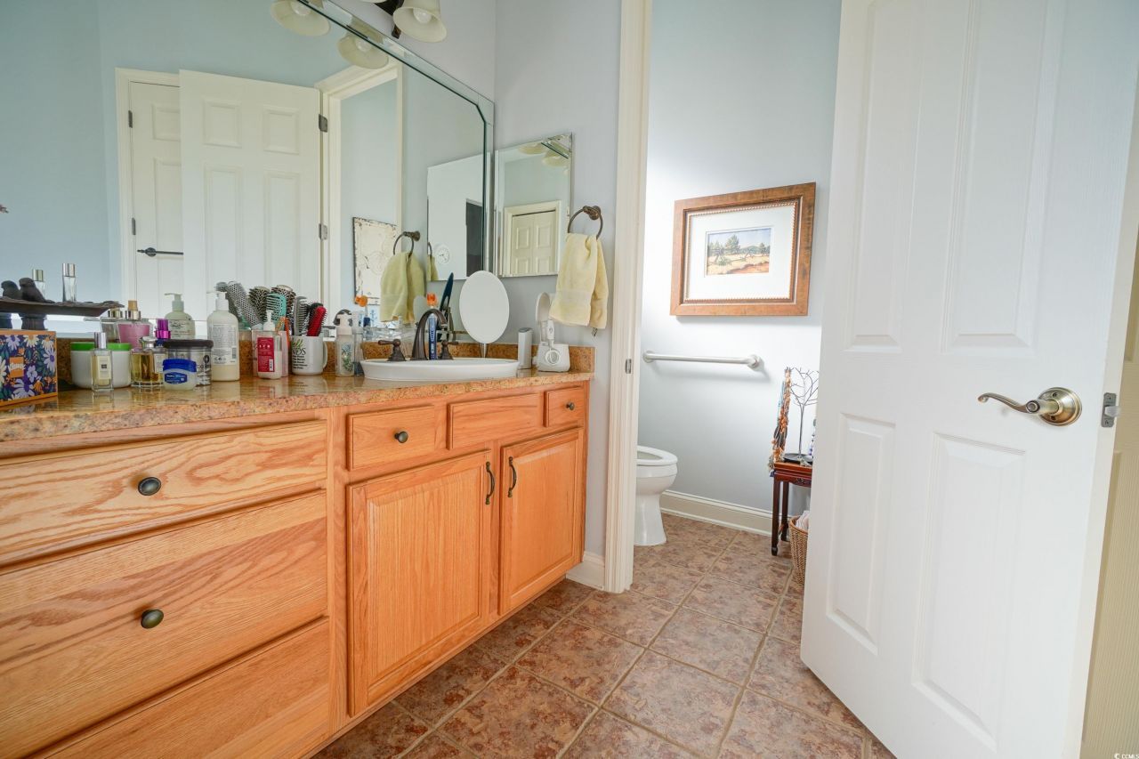 530 Inverrary St. Photo 23