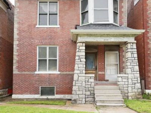 5718 Etzel Avenue, St Louis, MO 63112