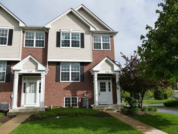 237 S Oak Creek Lane, Unit 237, Romeoville, IL 60446