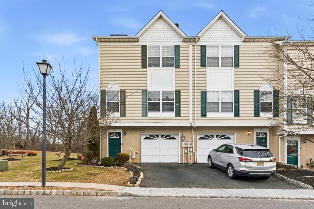 312 George Wilson Boulevard, Flemington, NJ 08822 Main Photo