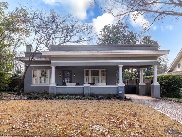 2237 COURT AVE, Memphis, TN 38104