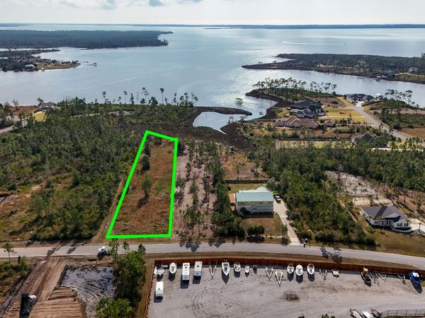 813 Vista Del Sol Lane, Panama City, FL 32404