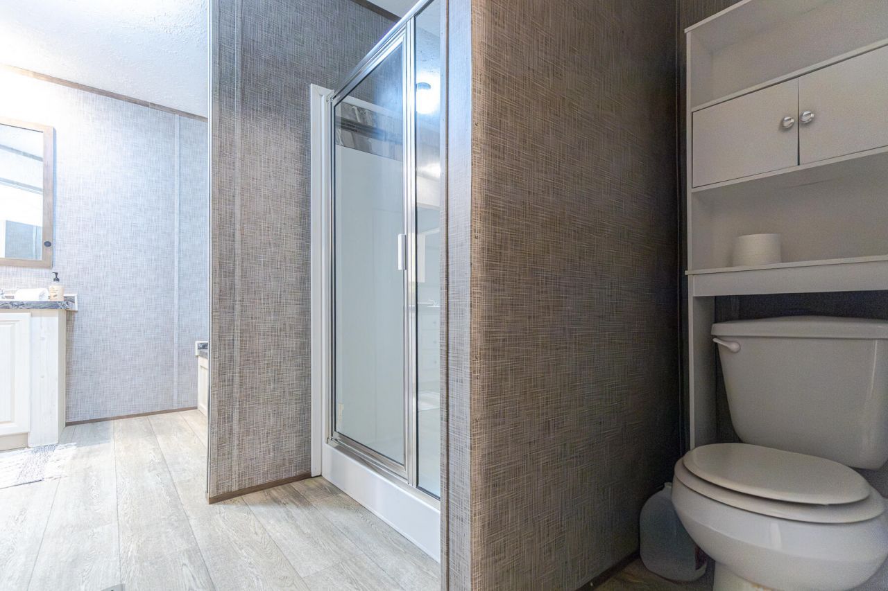 406 Butter Road Photo 32