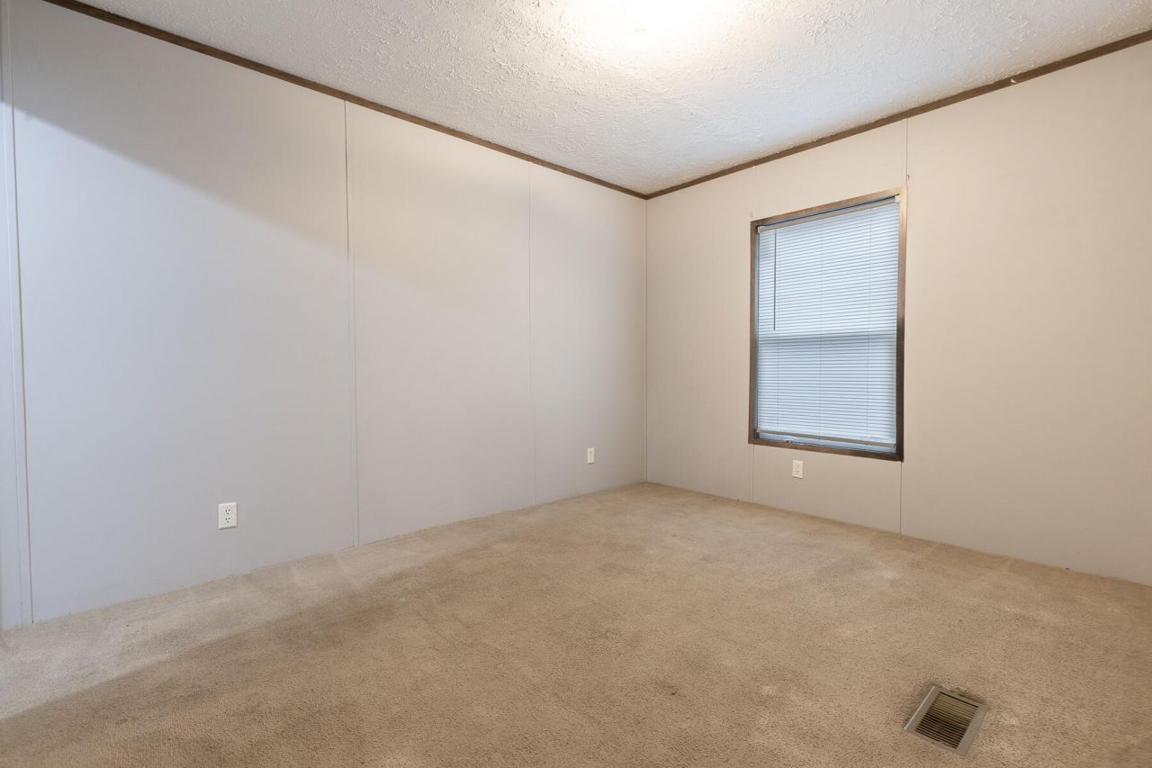 406 Butter Road Photo 40