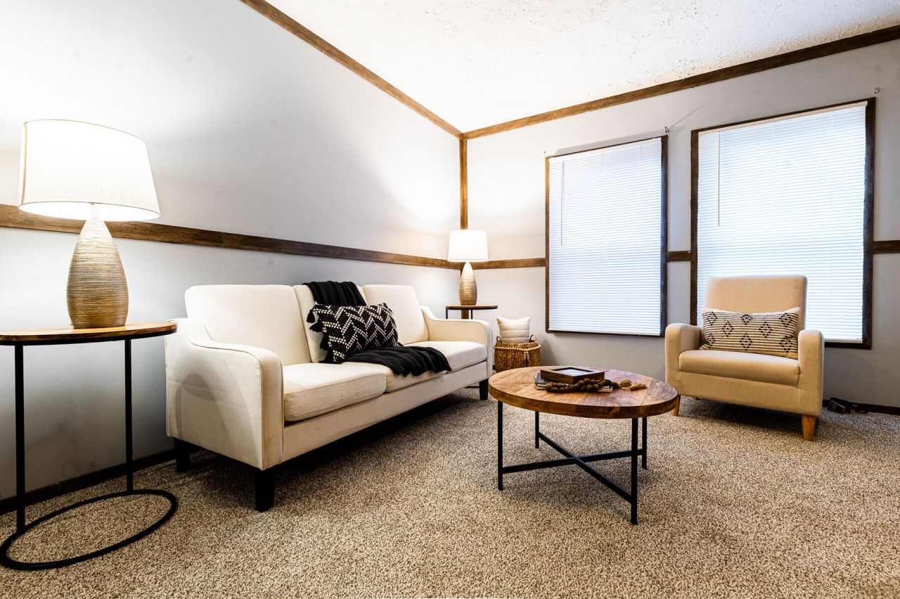 406 Butter Road Photo 6