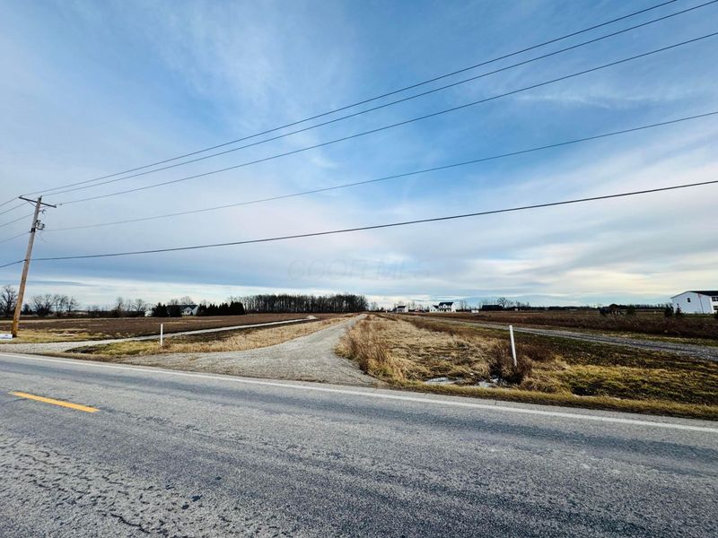 2112 Horseshoe Road, Delaware, OH 43015 Photo 1