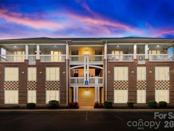 706 Northeast Drive, Davidson, NC 28036