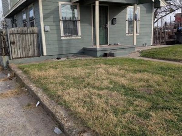 3120 N Main Street, Fort Worth, TX 76106