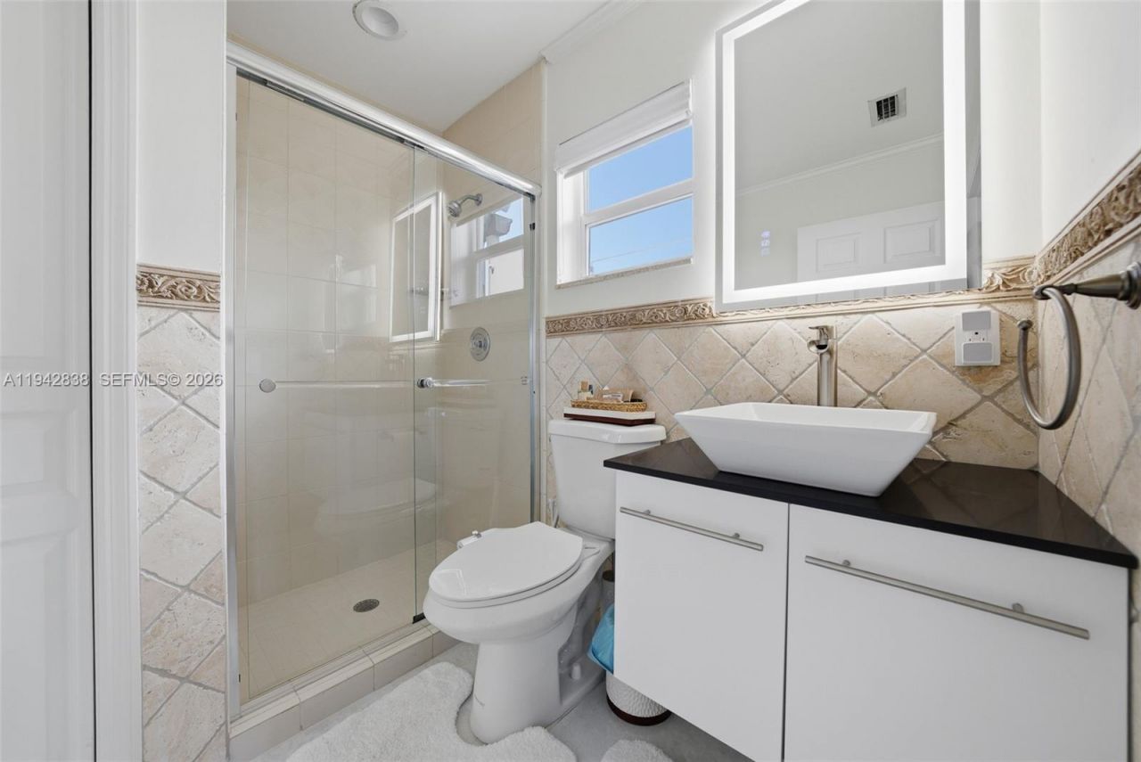 4130 NE 23rd Ave, Lighthouse Point, FL 33064 Photo