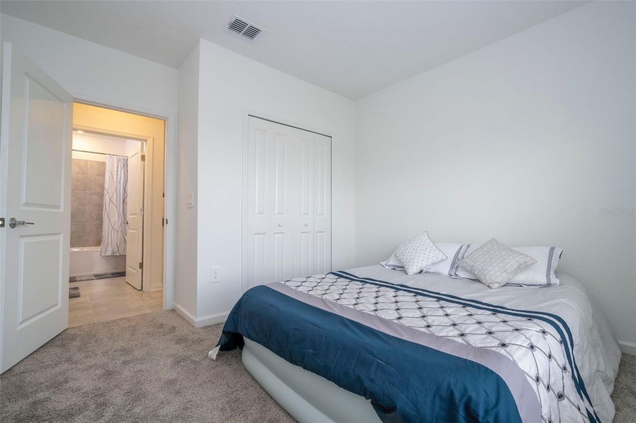 668 Daring Drive, Davenport, FL 33837 Photo