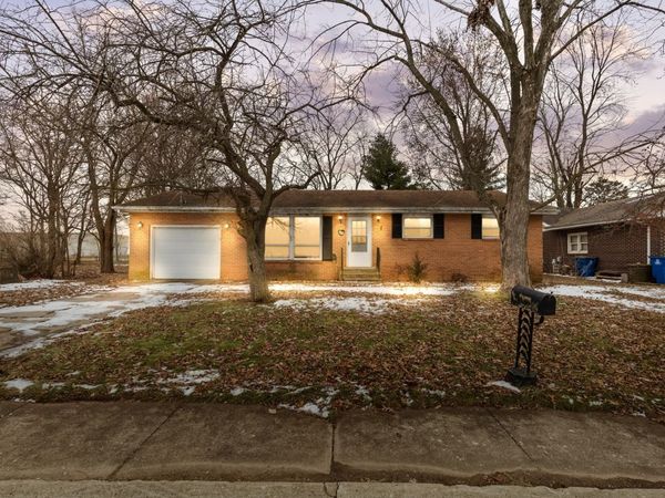 209 W Indiana Street, Momence, IL 60954