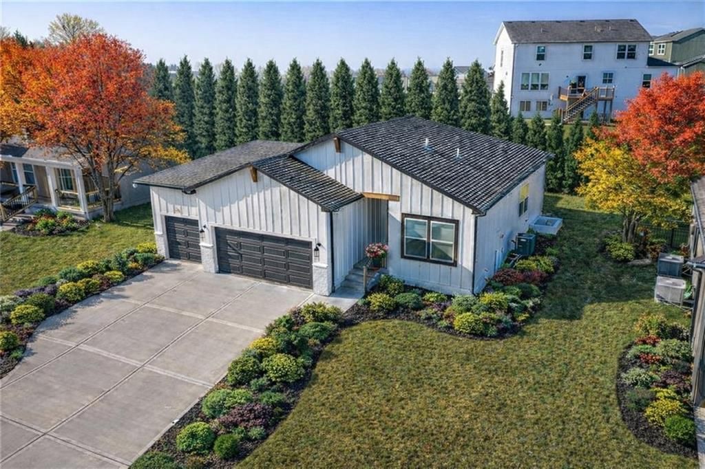 3212 SW Arboridge Drive, Lees Summit, MO 64082 Main Photo