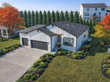 3212 SW Arboridge Drive, Lee's Summit, MO 64082