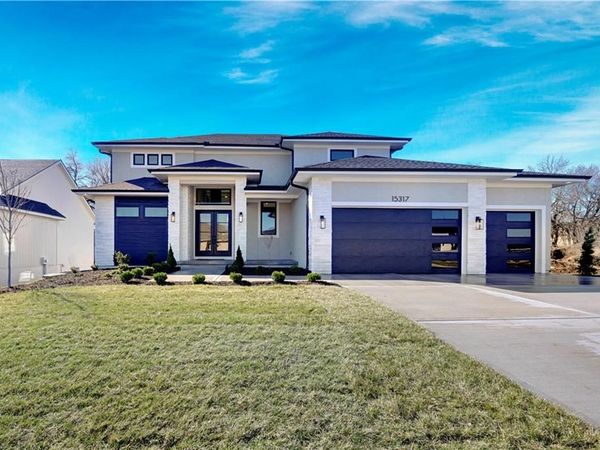 15317 W 162nd Street, Olathe, KS 66062