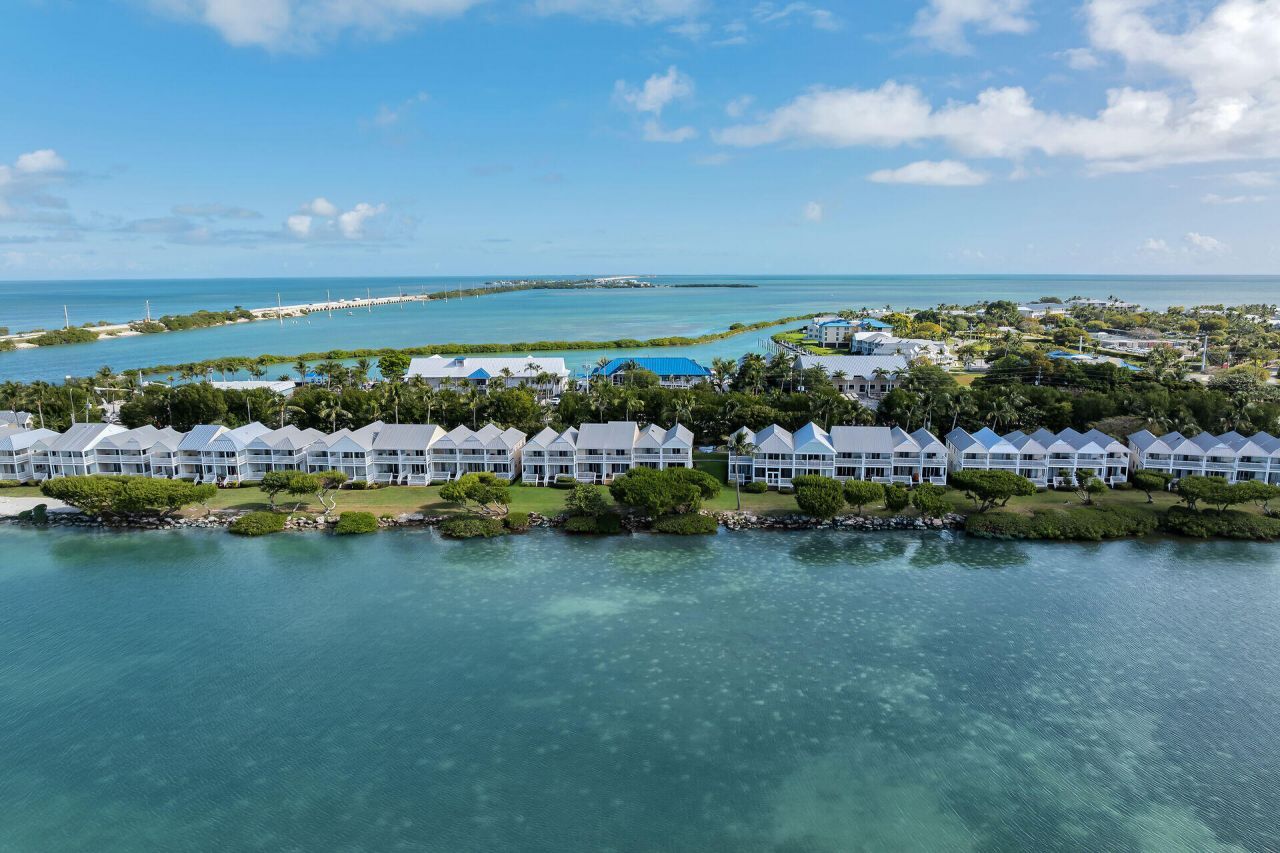 5029 Sunset Village Drive, Duck, FL 33050 Photo