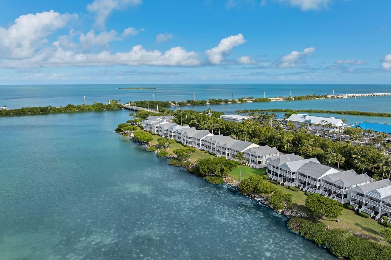 5029 Sunset Village Drive, Duck, FL 33050 Photo