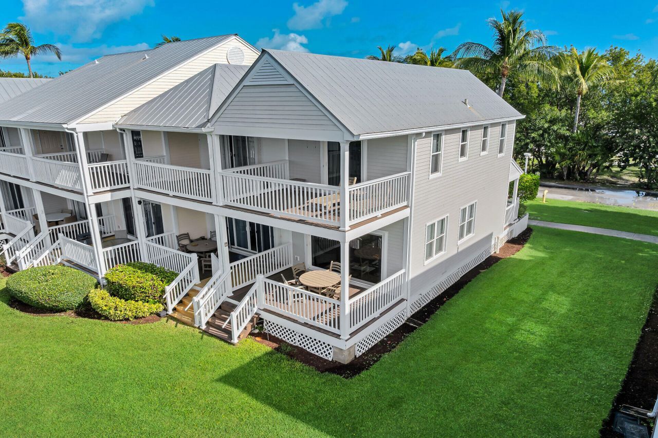 5029 Sunset Village Drive, Duck, FL 33050 Photo