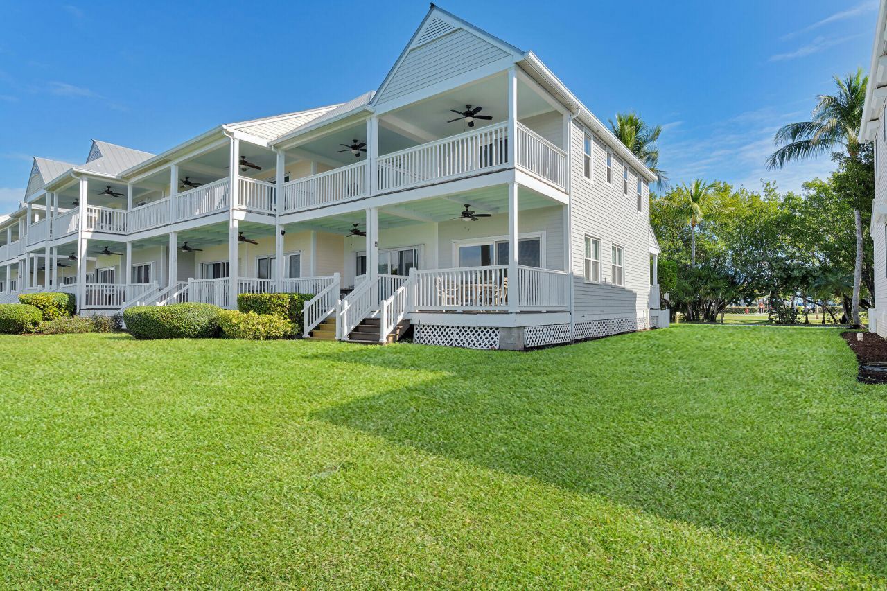 5029 Sunset Village Drive, Duck, FL 33050 Photo