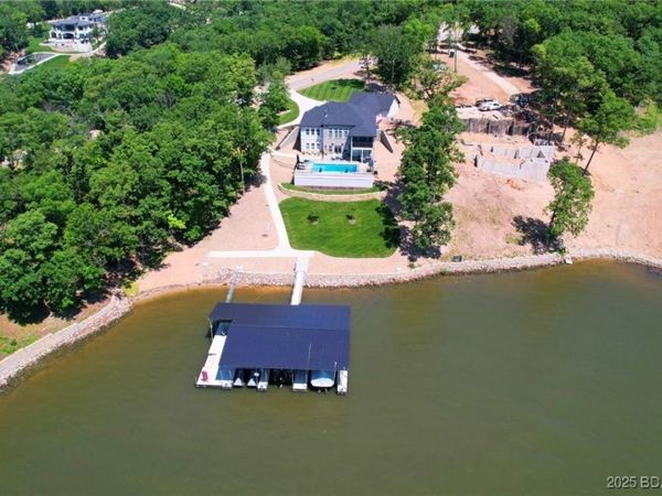 243 E Villages Estates Road, Sunrise Beach, MO 65079