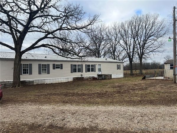 4534 Pyrmont Rd, Stover, MO 65078