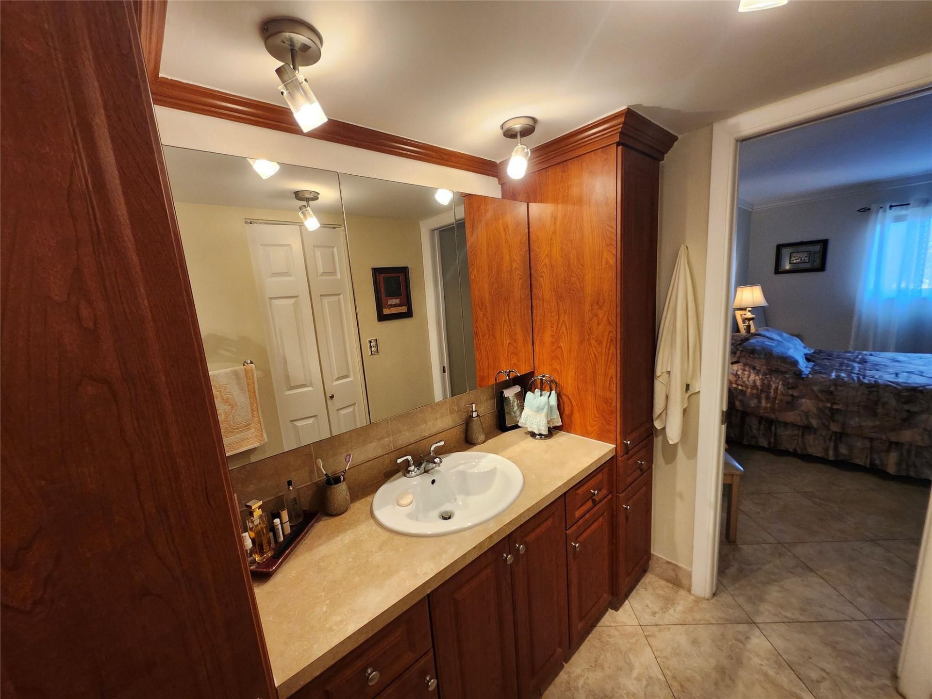 4191 NW 41st Street, Unit 211, Lauderdale Lakes, FL 33319 Photo