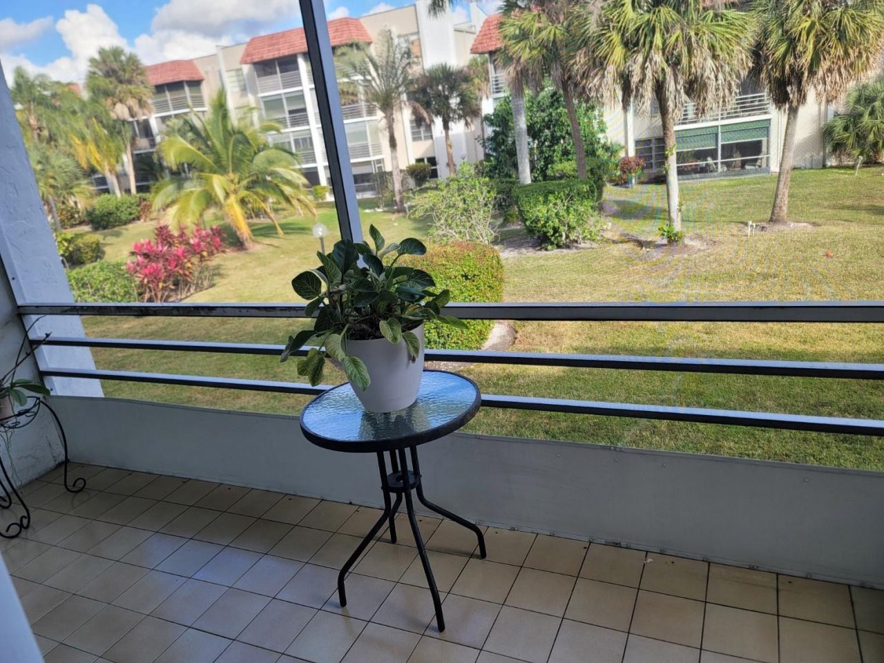 3774 Inverrary Boulevard, Unit P202, Lauderhill, FL 33319 Photo