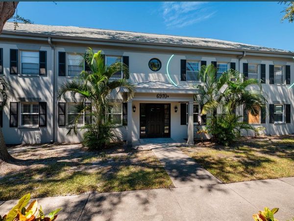 6970A PLACE DE LA PAIX, Unit 2B, SOUTH PASADENA, FL 33707