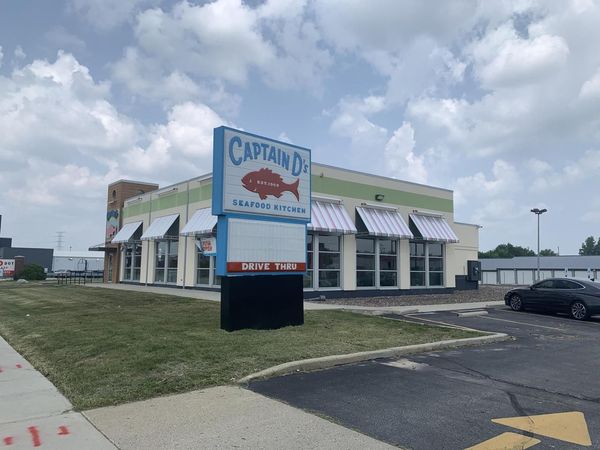 7320 W Good Hope ROAD, Milwaukee, WI 53223