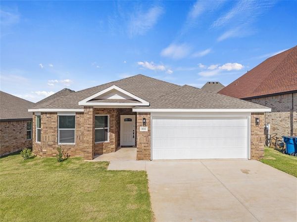 802 Venice Court, Kingfisher, OK 73750