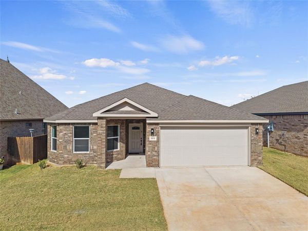 805 Venice Court, Kingfisher, OK 73750