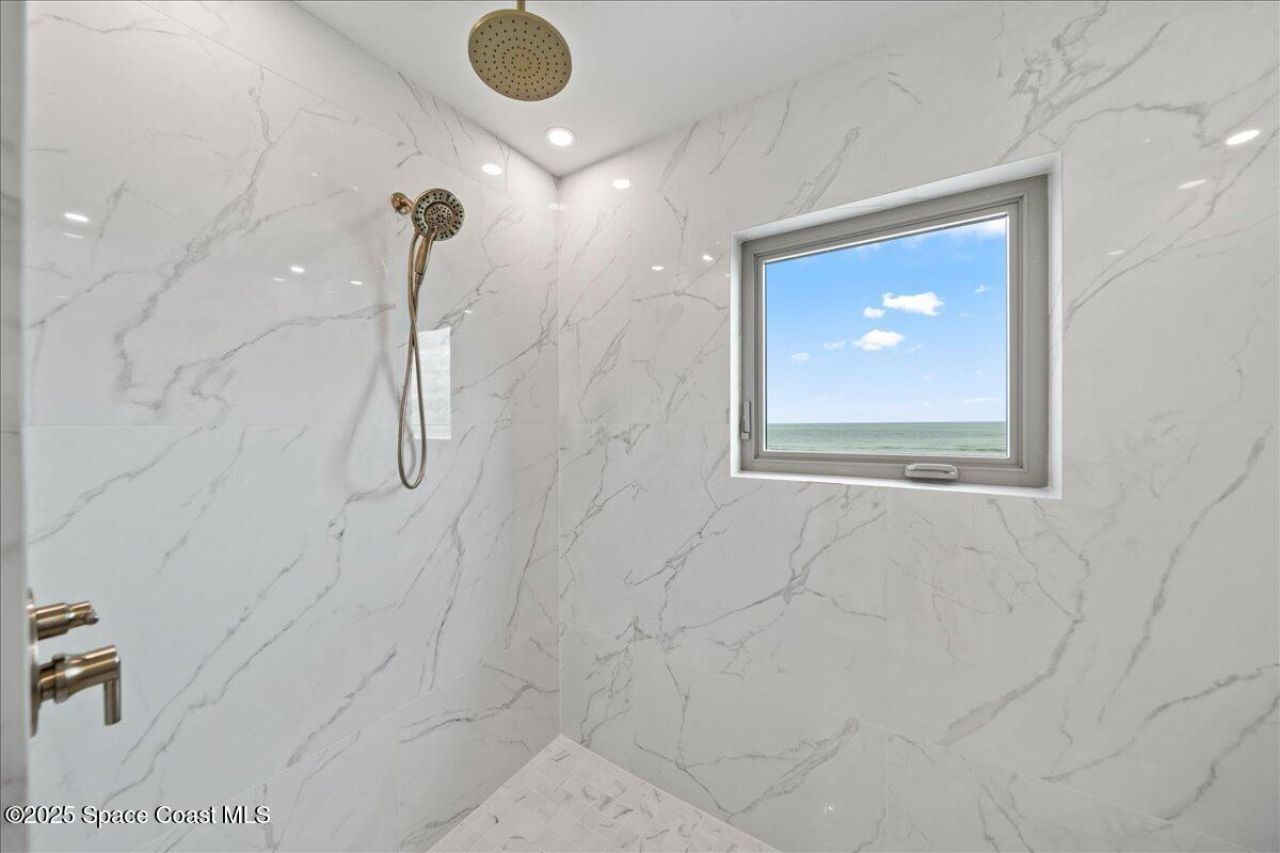 1010 Wave Crest Avenue, Indialantic, FL 32903 Photo