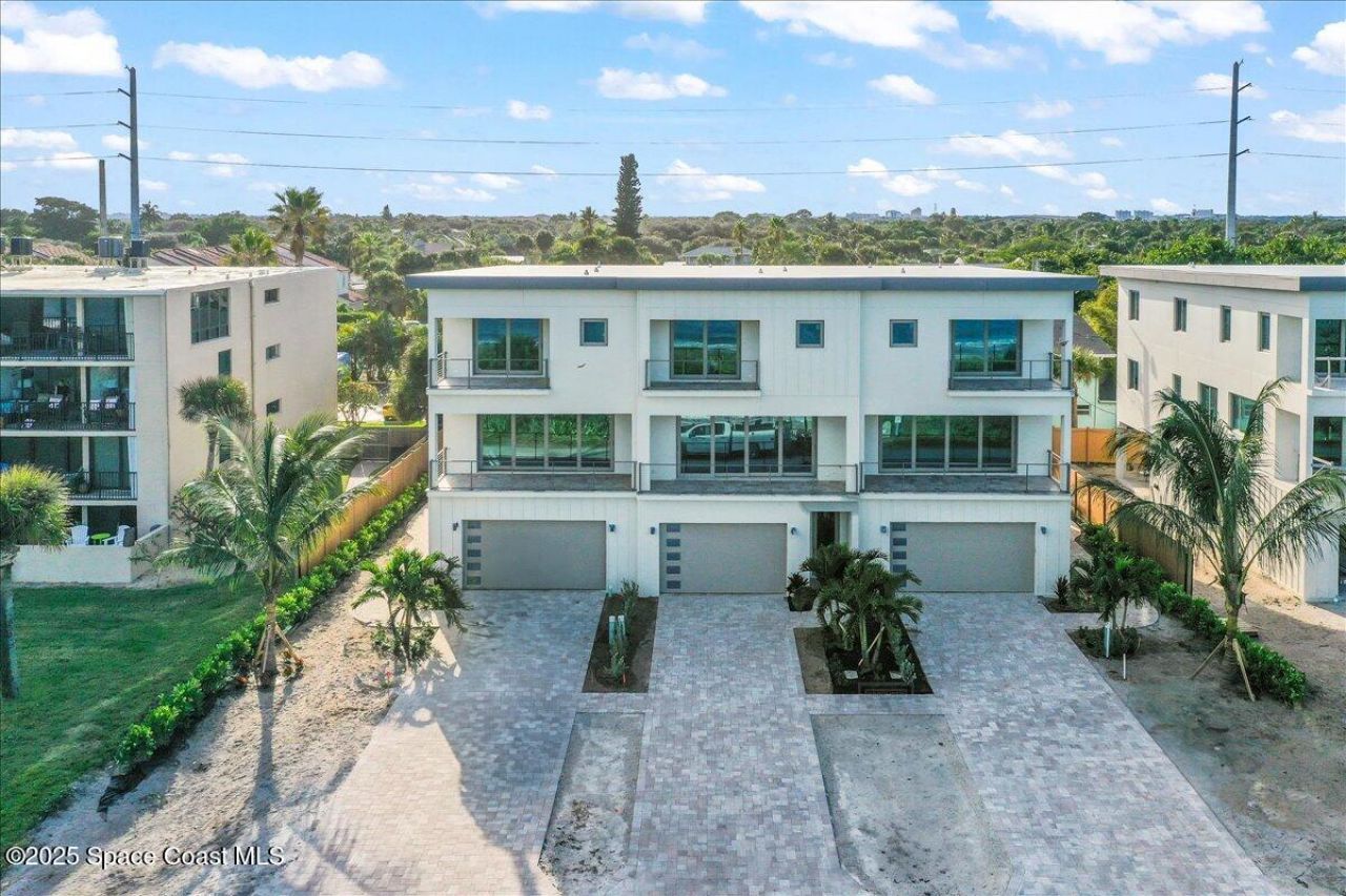 1010 Wave Crest Avenue, Indialantic, FL 32903 Photo