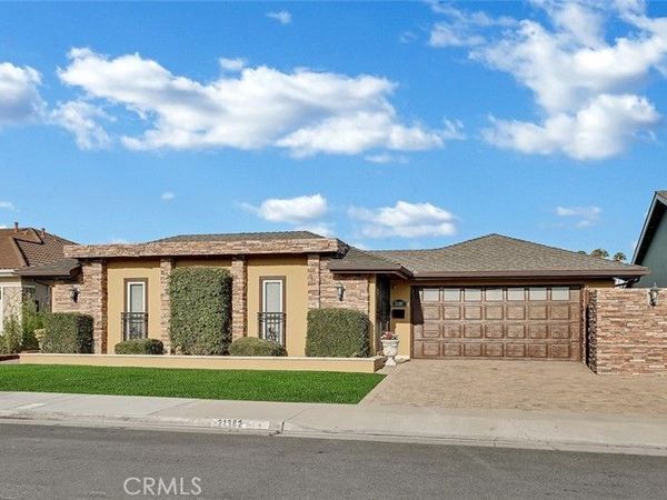 21382 Lemontree, Huntington Beach, CA 92646