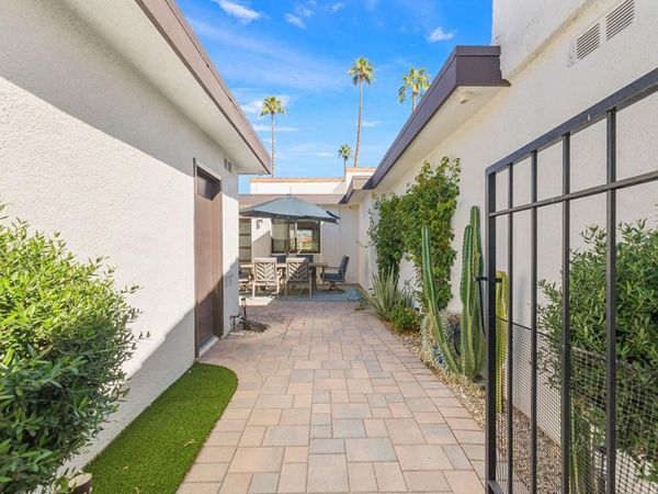 36 San Sebastian Drive, Rancho Mirage, CA 92270