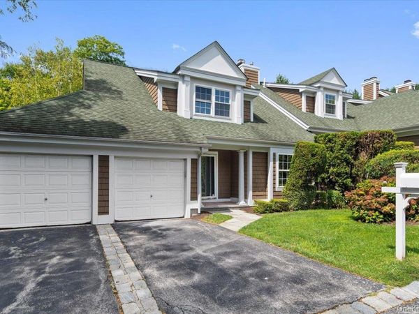 2 Winterberry Lane, Briarcliff Manor, NY 10510