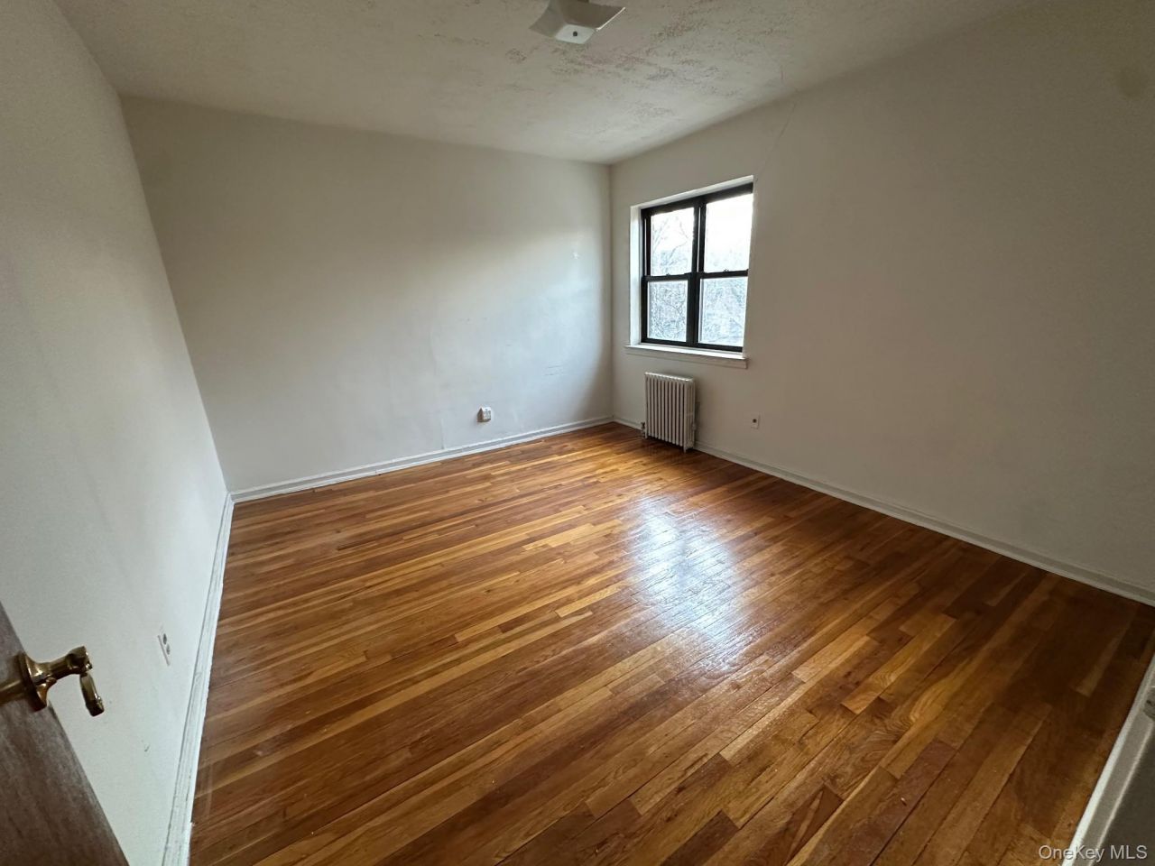 216-04 47th Avenue, Unit 3A, Bayside, NY 11361 Main Photo