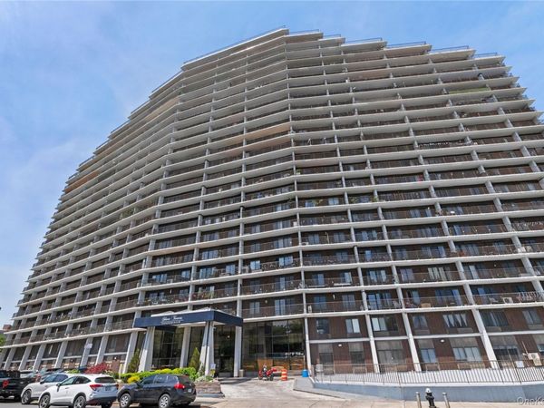 25-40 Shore Boulevard, Unit 6M, Astoria, NY 11102