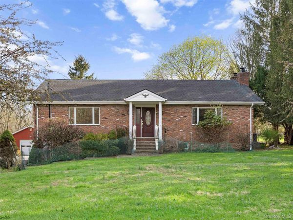 463 McKinstry Road, Gardiner, NY 12525