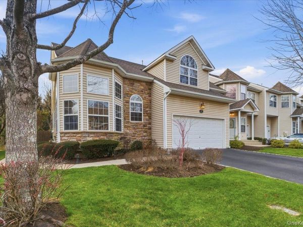 55 Tiffany Way, Nesconset, NY 11767