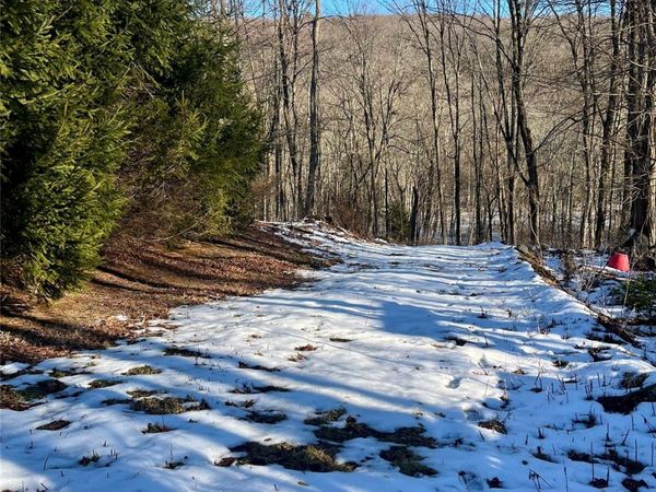 80 Nelson Road, Greenwood Lake, NY 10925