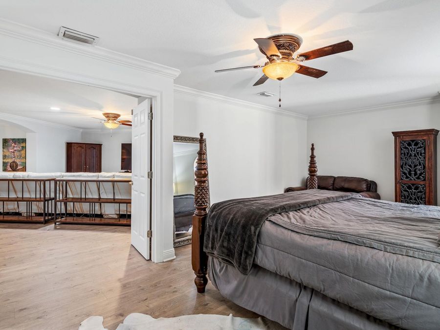 Property Image 81