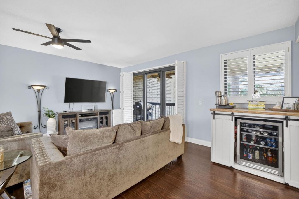1401 NE 9th Street, Unit 13, Fort Lauderdale, FL 33304 Photo