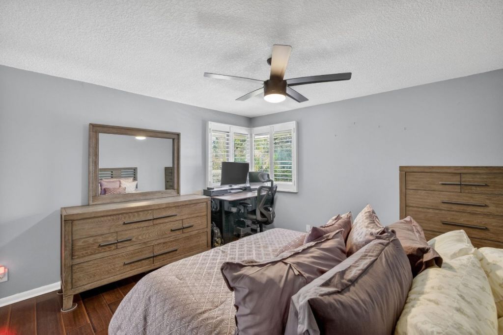 1401 NE 9th Street, Unit 13, Fort Lauderdale, FL 33304 Photo