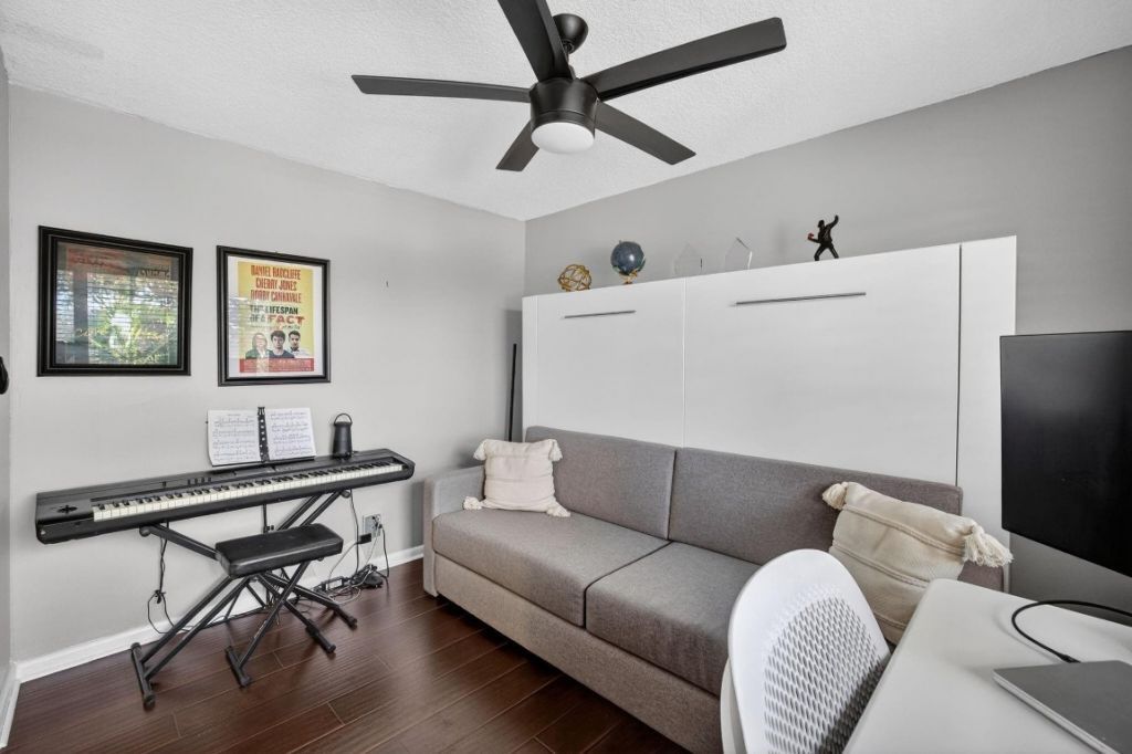 1401 NE 9th Street, Unit 13, Fort Lauderdale, FL 33304 Photo