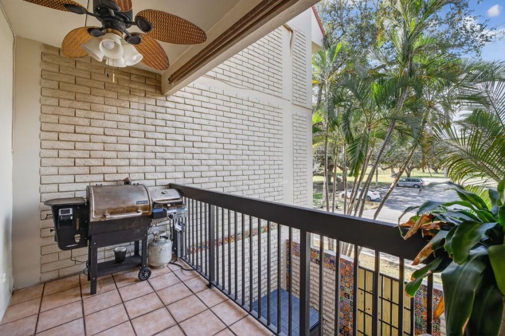 1401 NE 9th Street, Unit 13, Fort Lauderdale, FL 33304 Photo