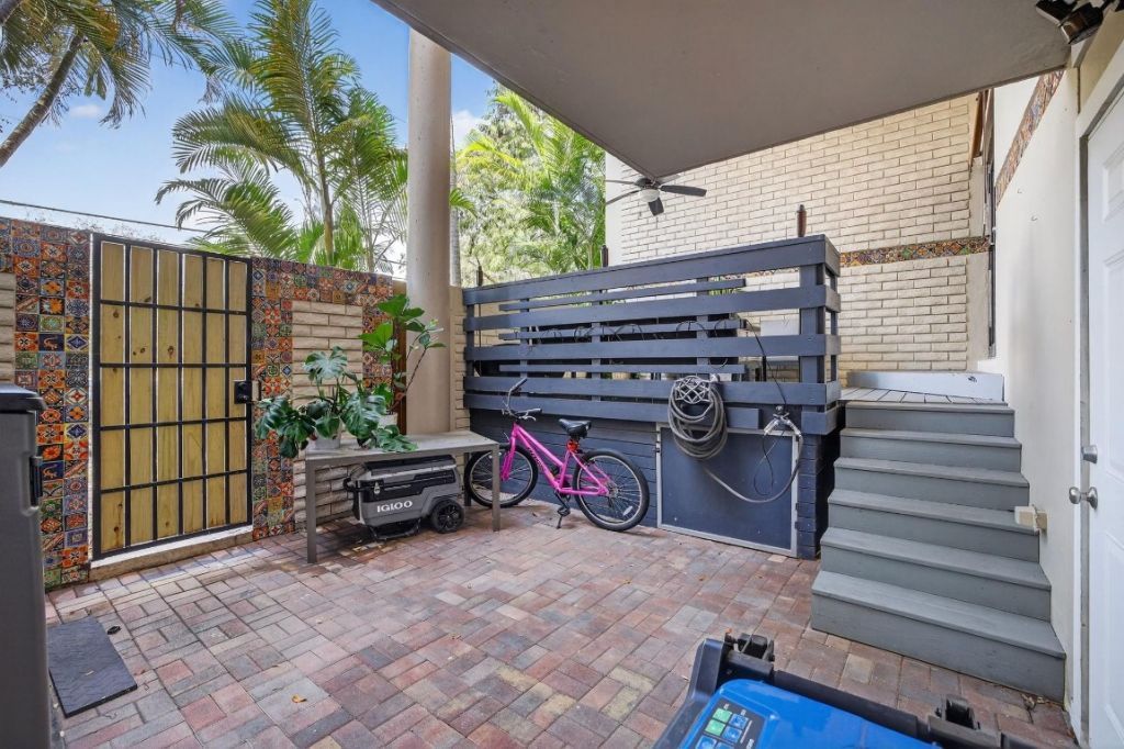 1401 NE 9th Street, Unit 13, Fort Lauderdale, FL 33304 Photo